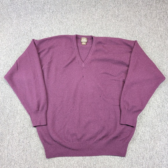 Neiman Marcus Vintage V-Neck Sweater XXL Plum Purple 100% Pure Cashmere Scotland — photo 2